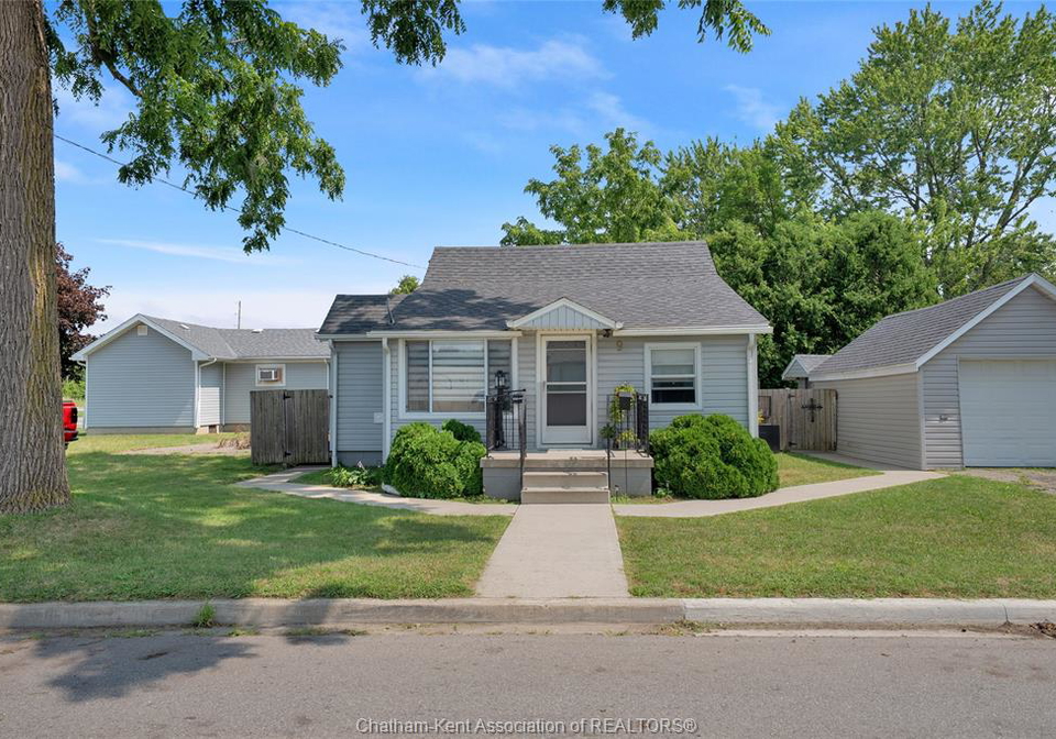 9-park-lane-chatham-ontario-26021009