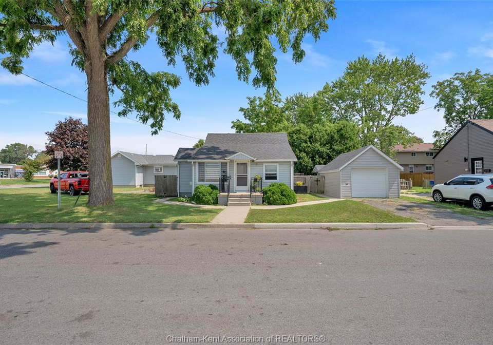 9-park-lane-chatham-ontario-26021009