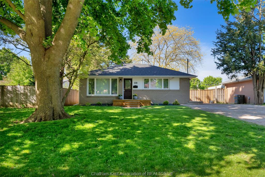 119-burton-avenue-chatham-ontario-26021015