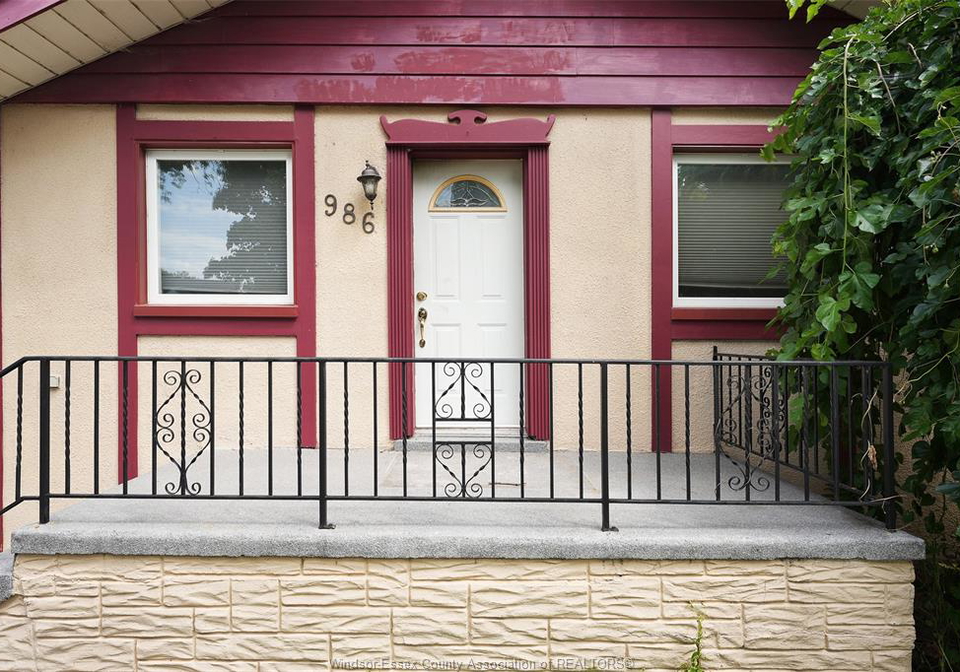 986-eastlawn-windsor-ontario-26021022