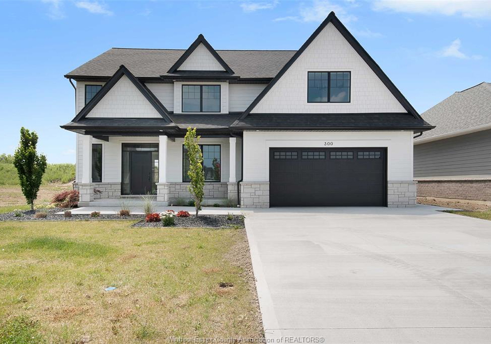 300-blake-avenue-belle-river-ontario-26021038