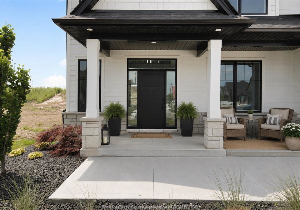 300-blake-avenue-belle-river-ontario-26021038