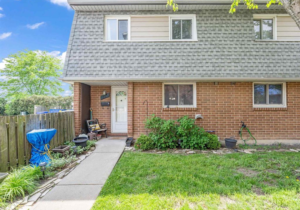 6701-rose-ville-garden-drive-windsor-ontario-26021051
