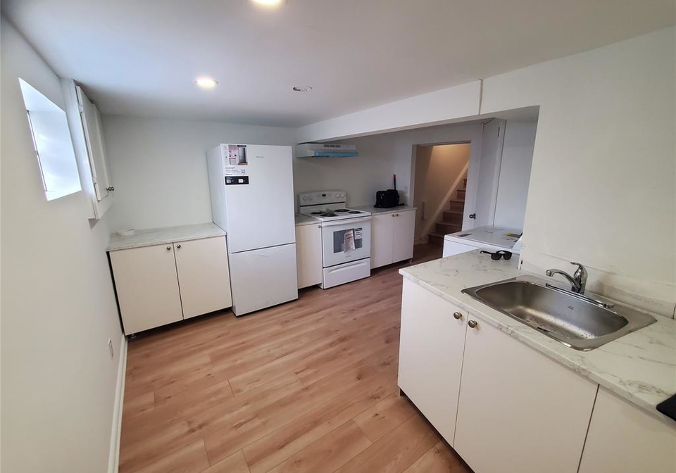 725-church-street-windsor-ontario-26021054