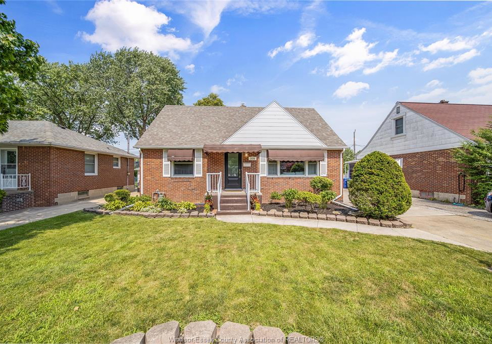 1030-isabelle-place-windsor-ontario-26021059