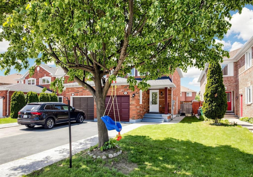 16-mount-fuji-crescent-brampton-ontario-26021064
