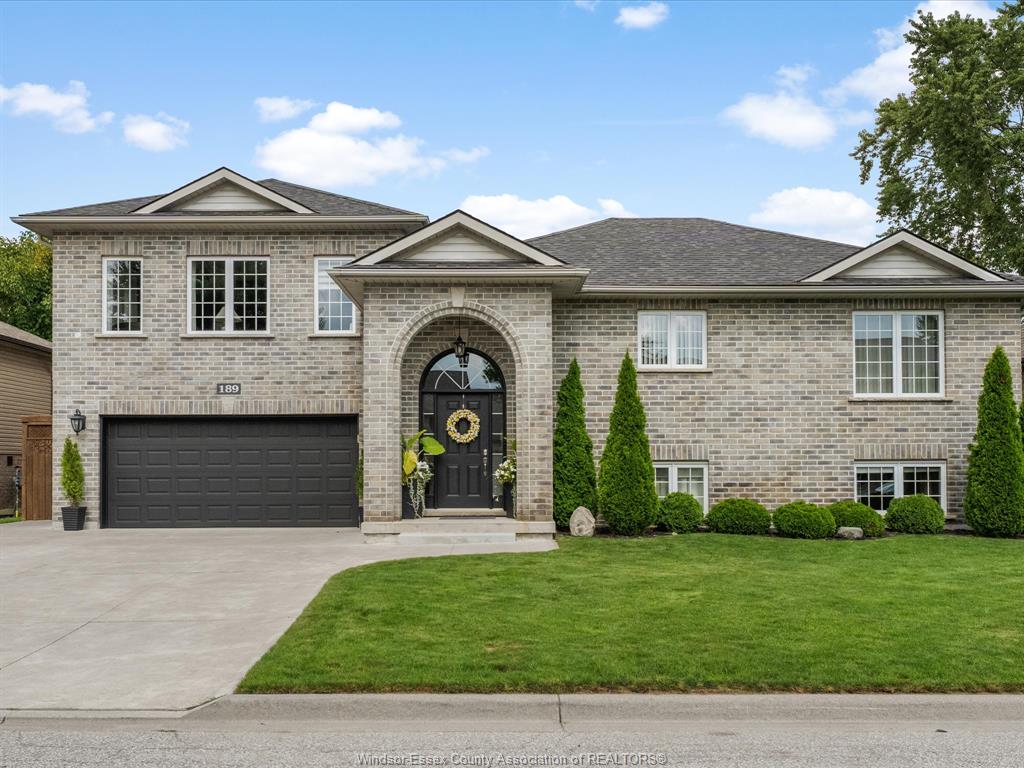 189-riverview-lasalle-ontario-26021065