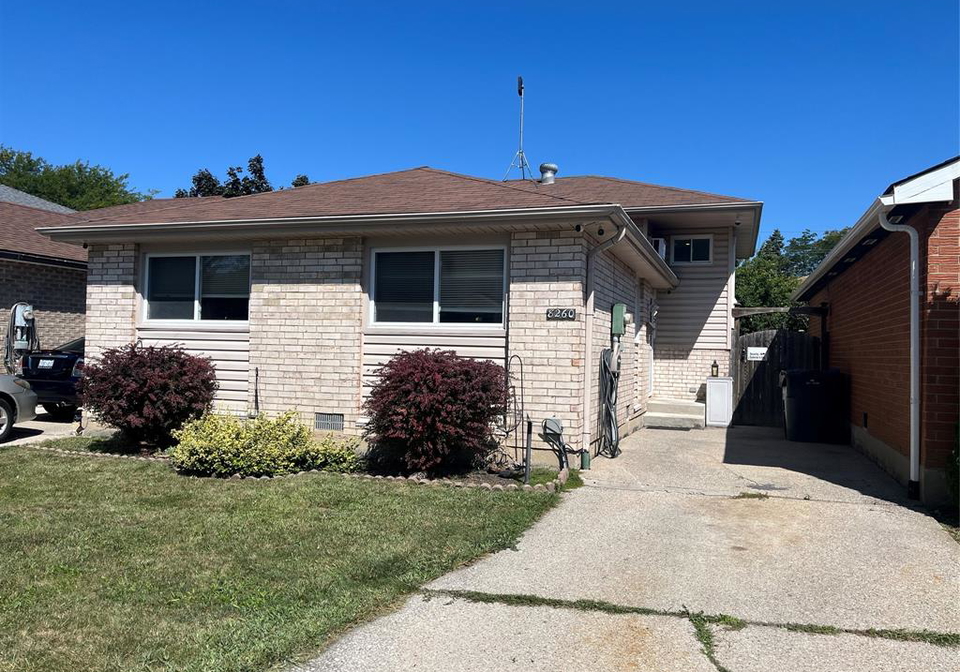 8260-gateside-place-windsor-ontario-26021066