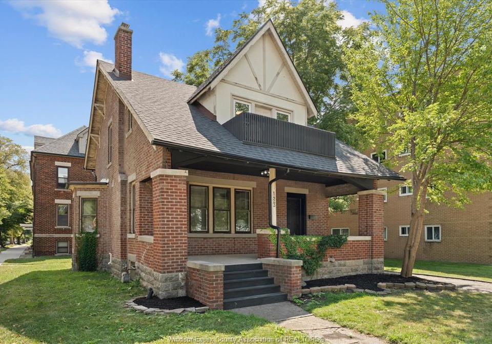 1423-riverside-drive-west-windsor-ontario-26021078