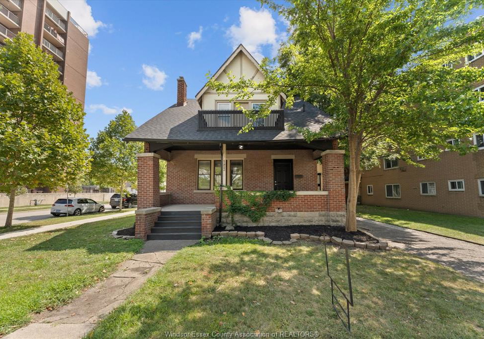 1423-riverside-drive-west-windsor-ontario-26021078