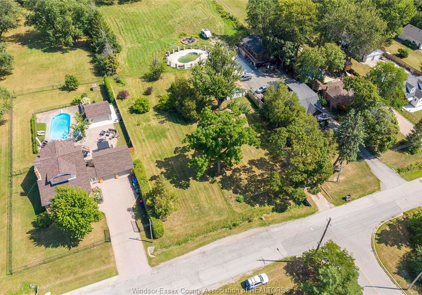 4262-howard-place-windsor-ontario-26021092