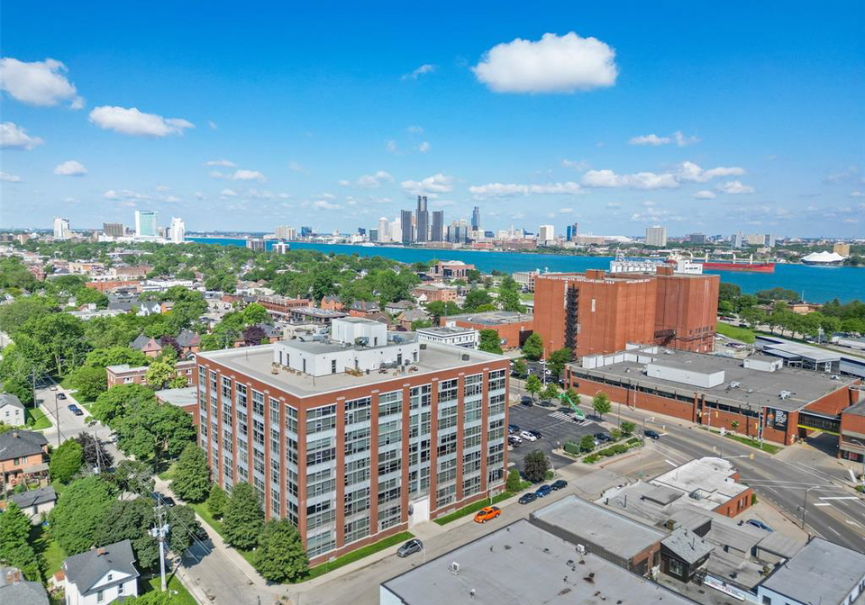 2175-wyandotte-street-east-windsor-ontario-26021097