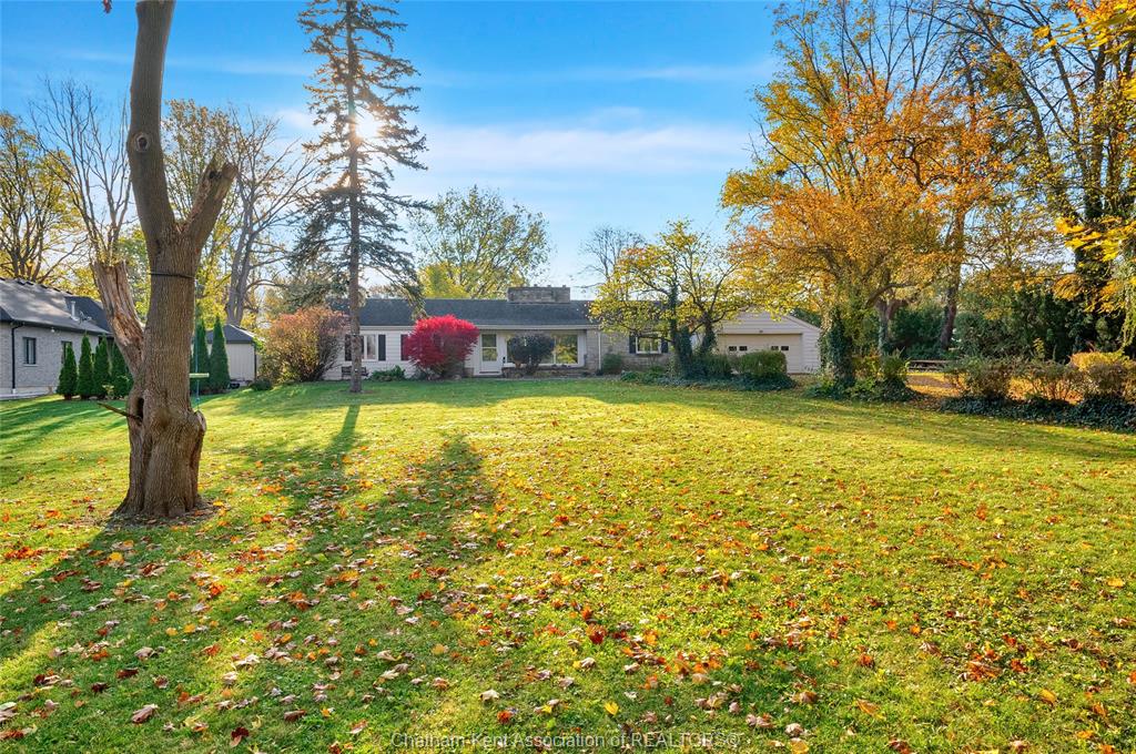 6-devon-drive-chatham-ontario-26021099