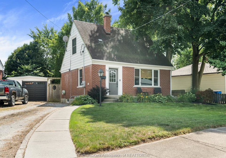 54-sunnyside-avenue-chatham-ontario-26021110