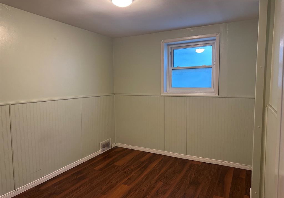 4360-howard-avenue-windsor-ontario-26021119