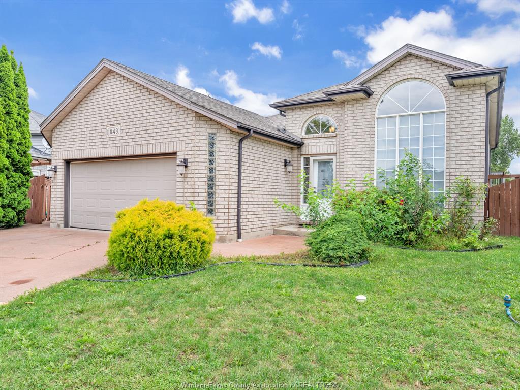 11143-ancona-crescent-windsor-ontario-26021124