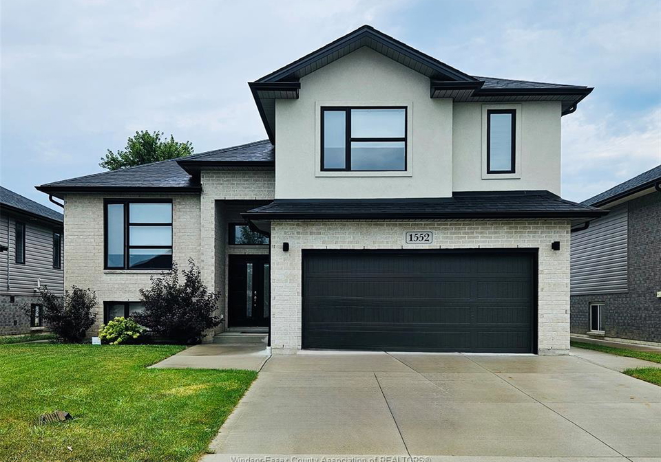 1552-harrison-street-lasalle-ontario-26021127