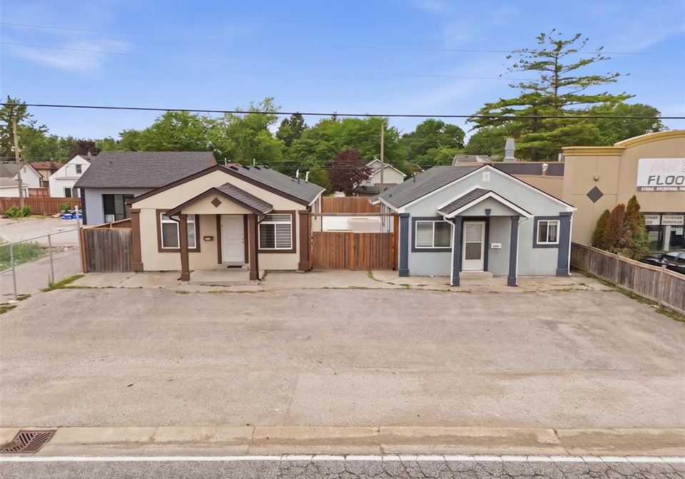 3457-walker-road-windsor-ontario-26021173