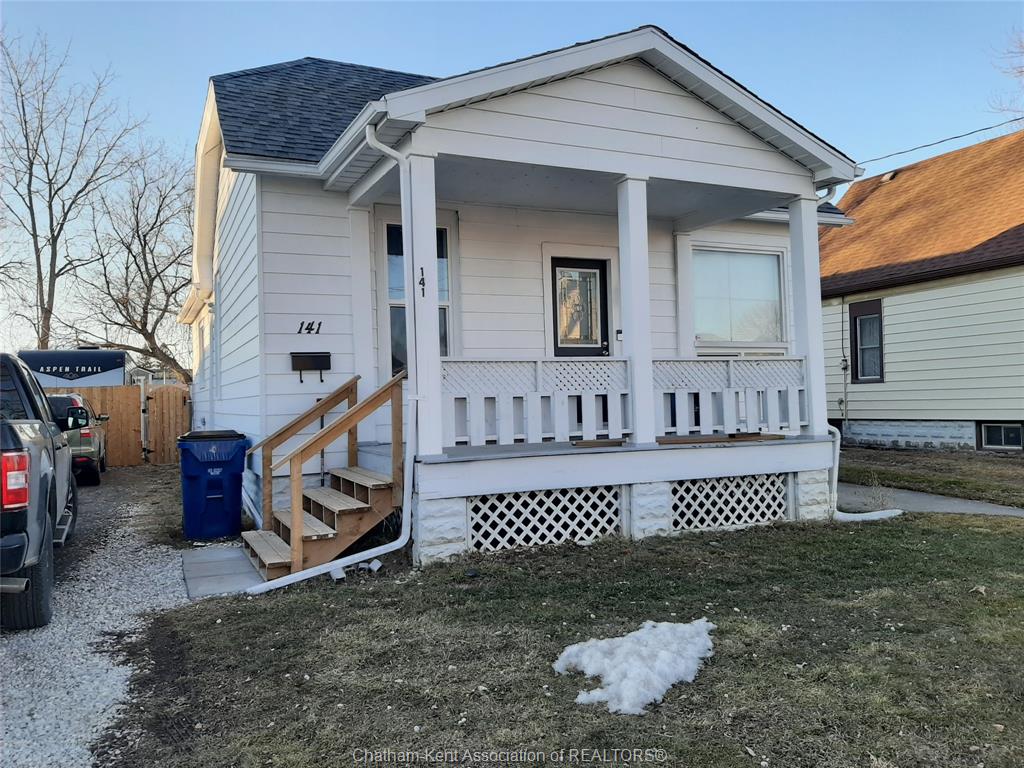 141-edgar-street-chatham-ontario-26021201