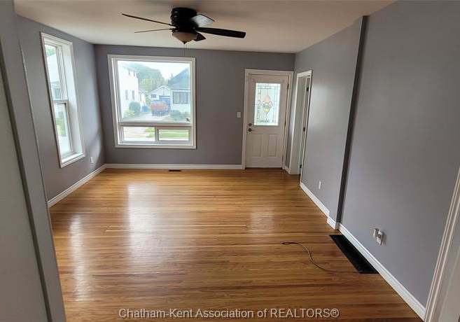 141-edgar-street-chatham-ontario-26021201
