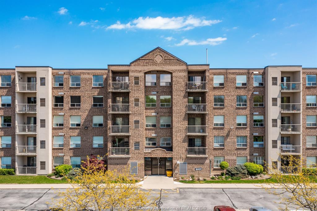 8335-wyandotte-street-east-windsor-ontario-26021210