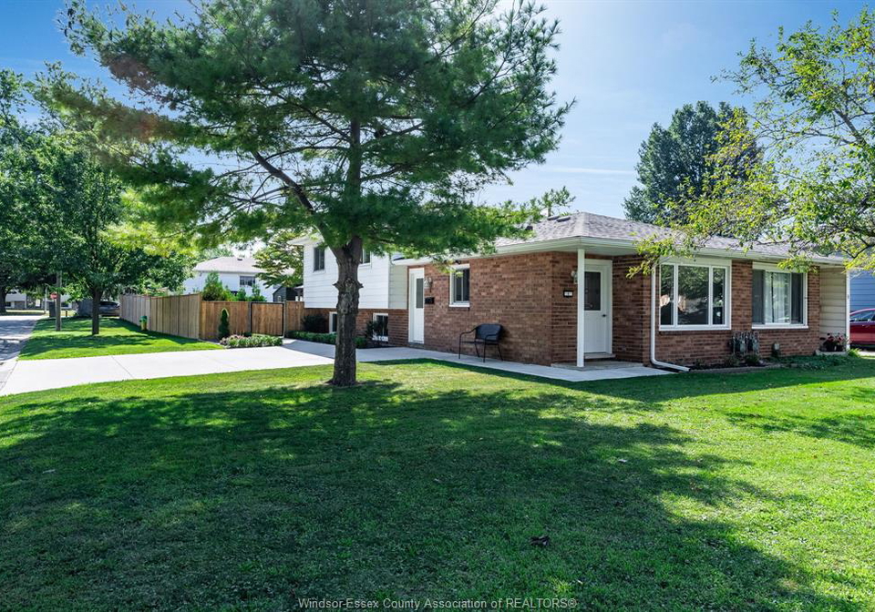 6-marlene-crescent-leamington-ontario-26021214