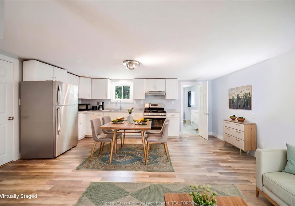942-maisonville-windsor-ontario-26021219