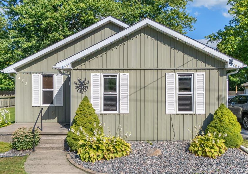 452-maude-street-petrolia-ontario-26021237