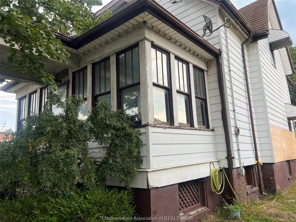 22-park-avenue-west-chatham-ontario-26021239