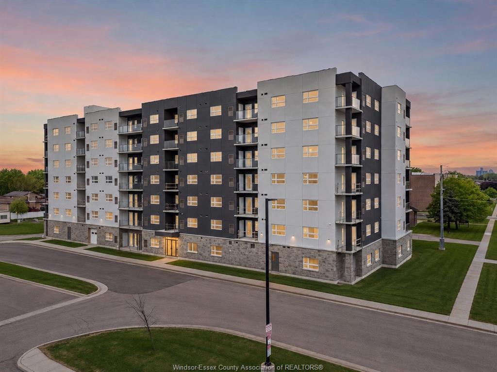 8401-wyandotte-street-east-windsor-ontario-26021240