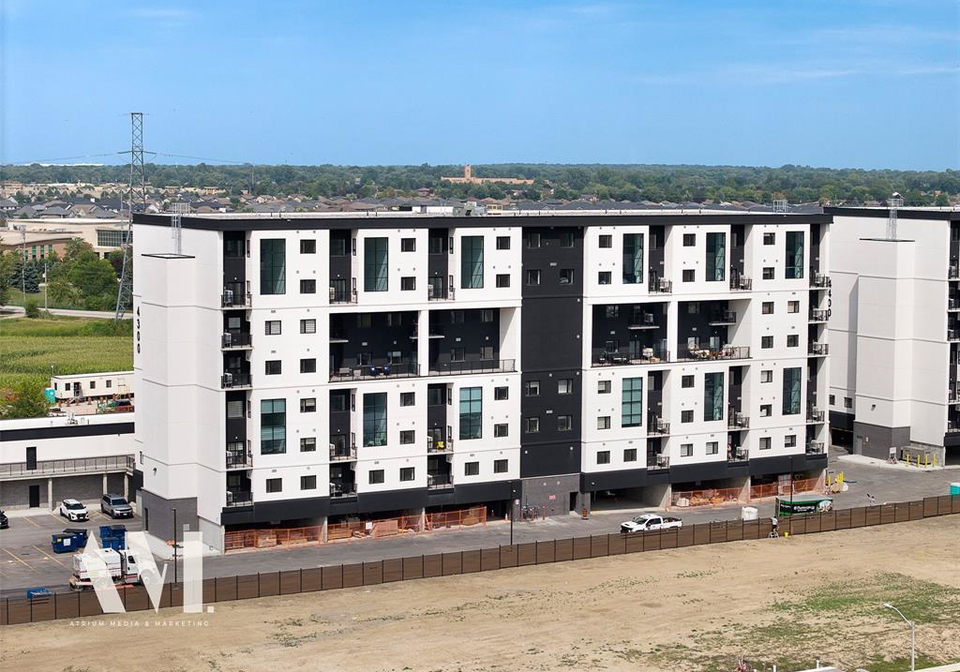 4300-laurier-parkway-lasalle-ontario-26021247