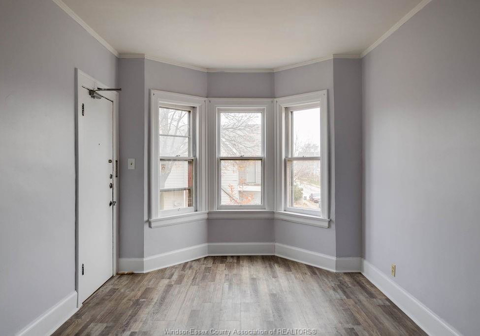 485-louis-avenue-windsor-ontario-26021255