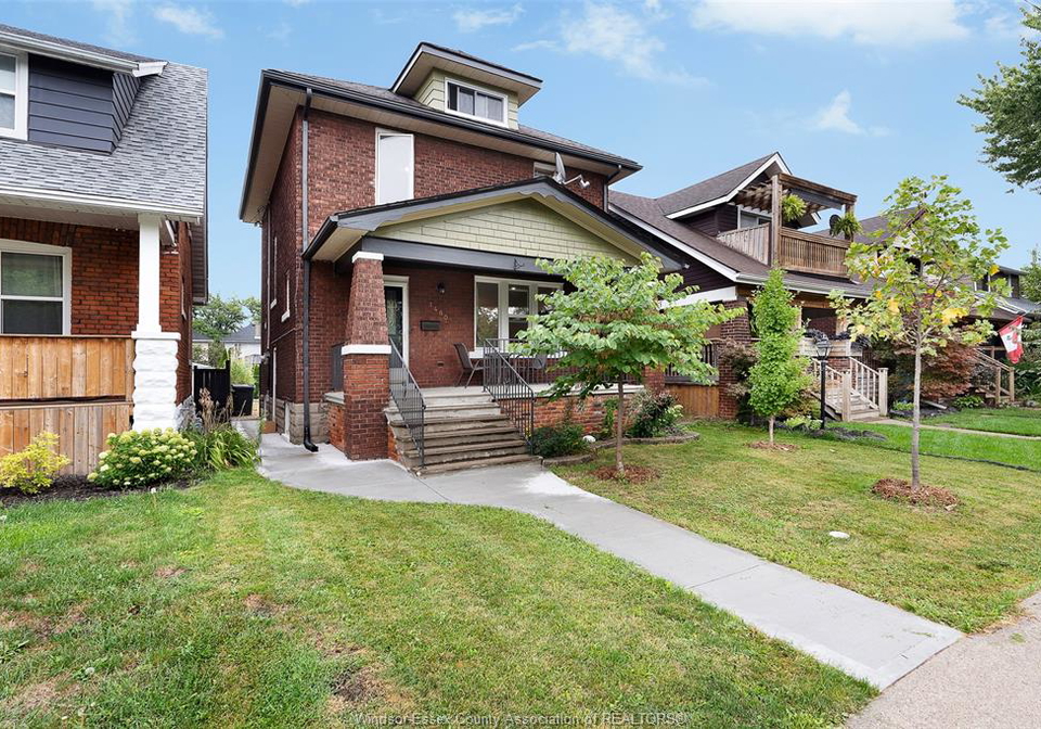 1460-moy-windsor-ontario-26021261