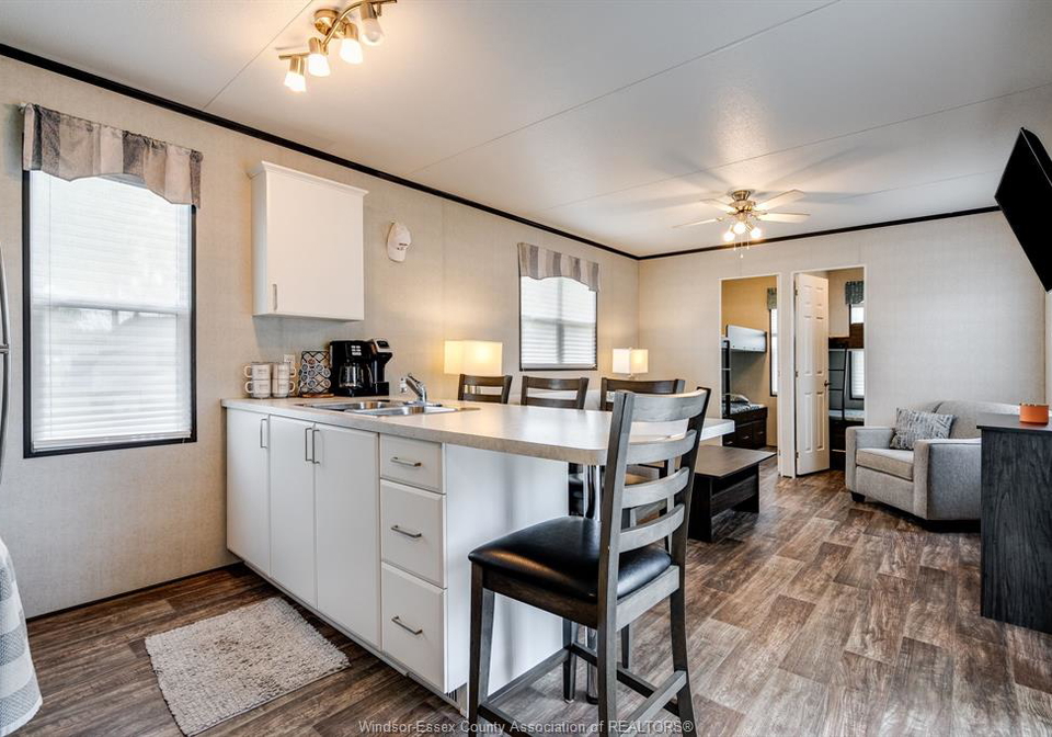 981-county-road-2-lakeshore-ontario-26021277
