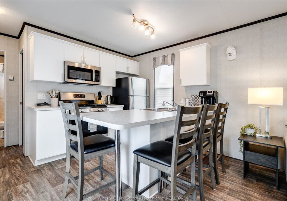 981-county-road-2-lakeshore-ontario-26021277