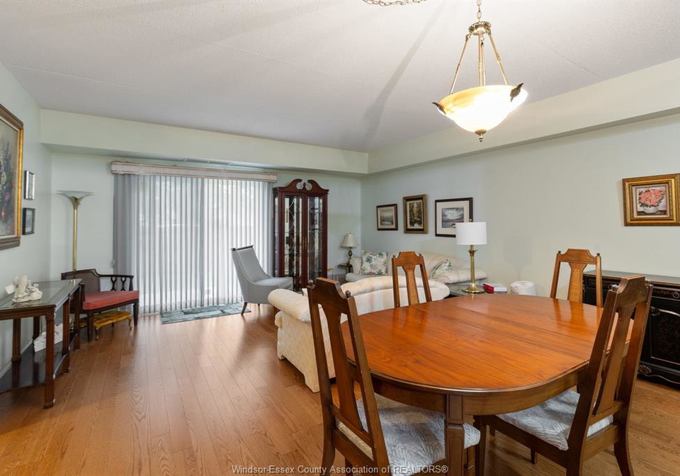 451-grand-marais-road-west-windsor-ontario-26021280