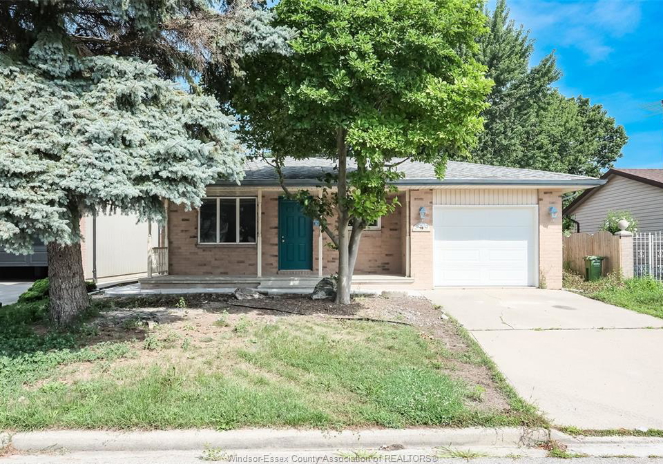 3309-aurora-drive-windsor-ontario-26021281
