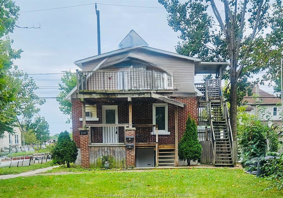1197-albert-windsor-ontario-26021300