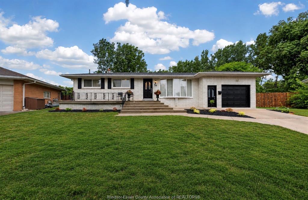 39-johnson-avenue-leamington-ontario-26021304