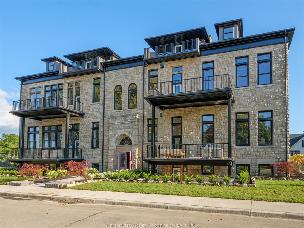 247-brock-street-amherstburg-ontario-26021306