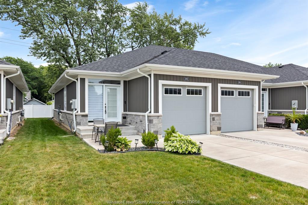 1962-ethan-court-windsor-ontario-26021307