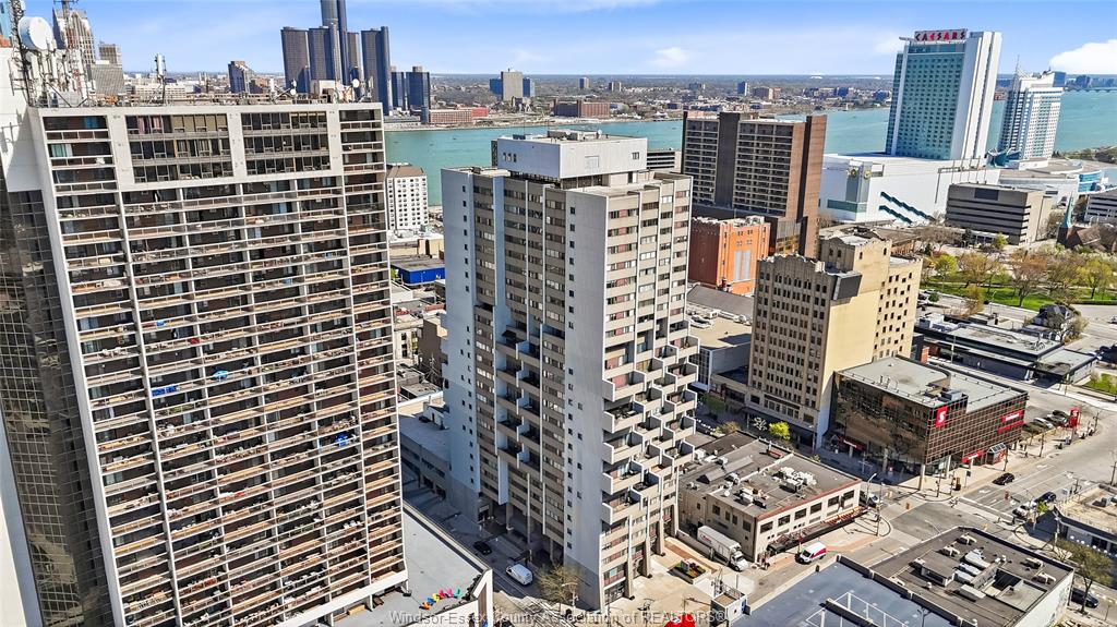 380-pelissier-street-windsor-ontario-26021314