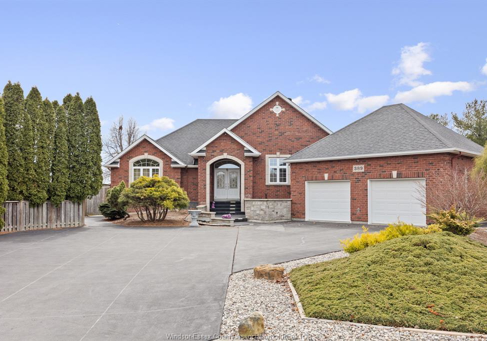 389-pinehurst-drive-lakeshore-ontario-26021326