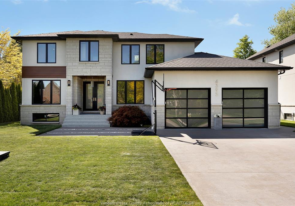 4395-centre-lake-windsor-ontario-26021331