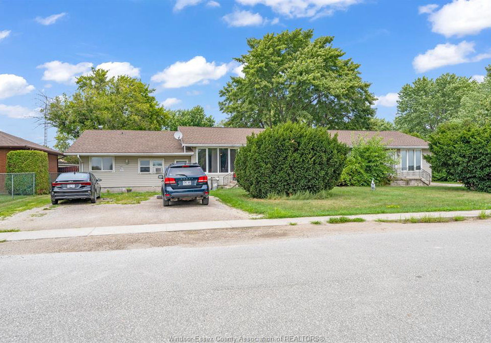 1228-faith-drive-lakeshore-ontario-26021334