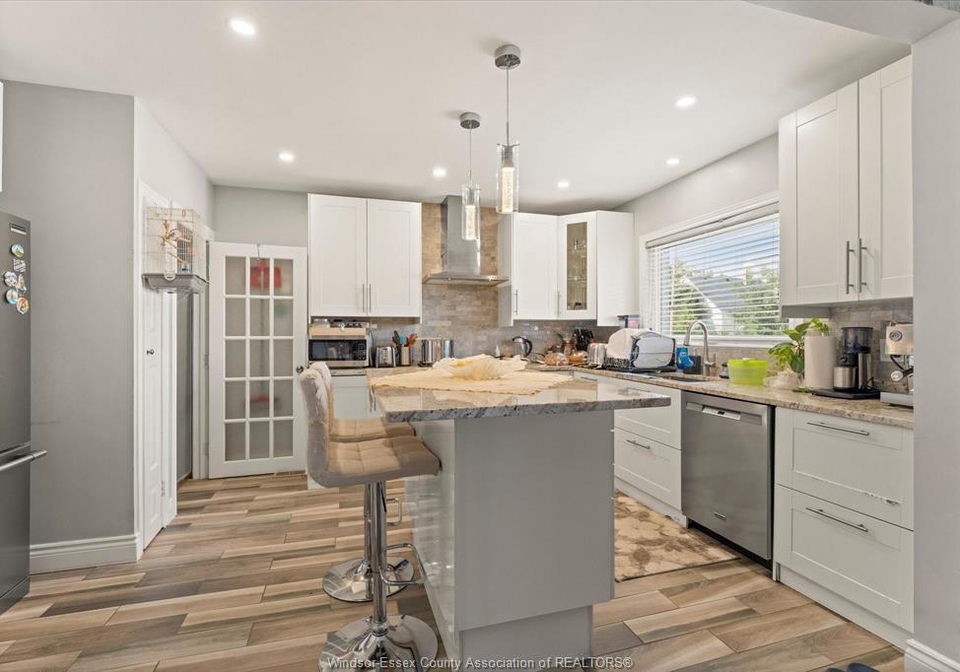 931-lillian-avenue-windsor-ontario-26021335