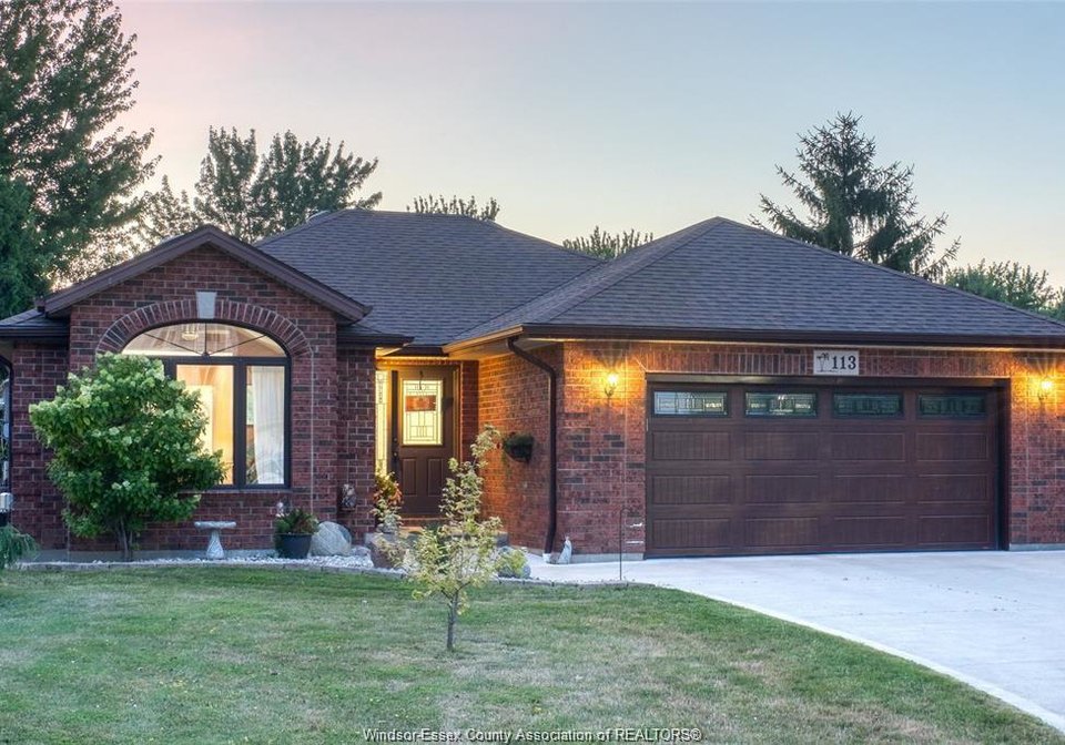 113-beach-court-stoney-point-ontario-26021349