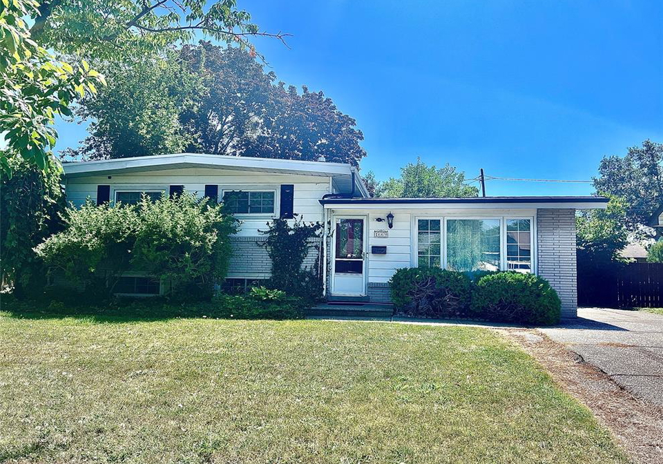 1669-cherrylawn-windsor-ontario-26021364