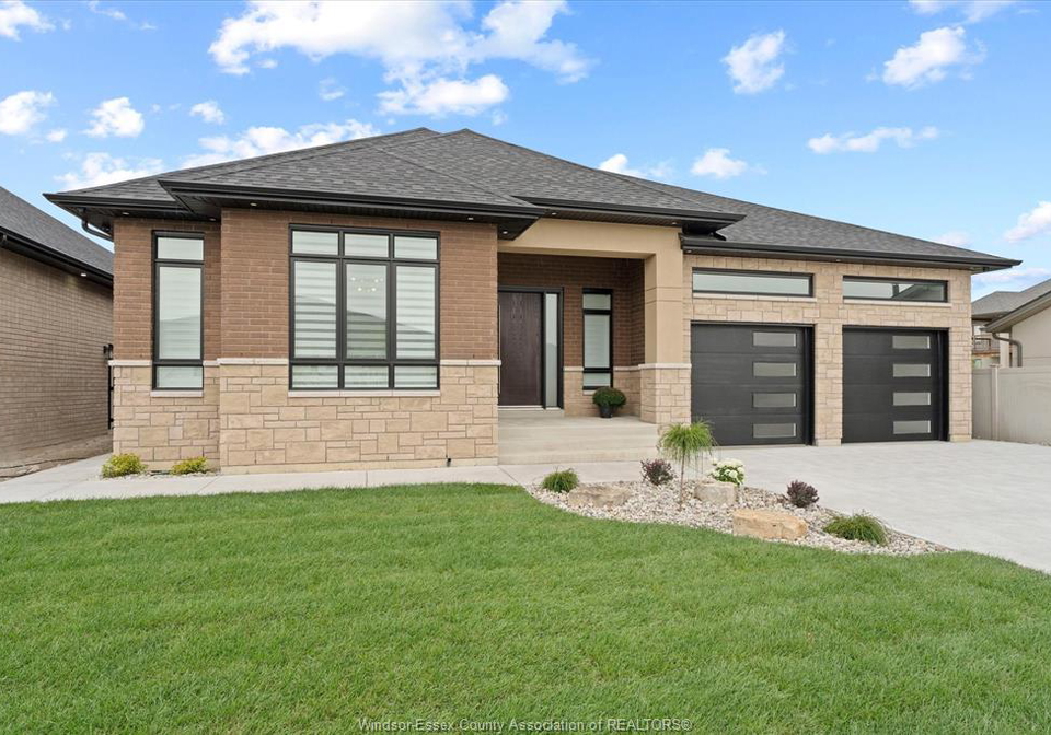 6215-chestnut-street-lasalle-ontario-26021370