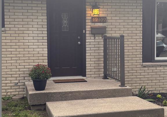 12102-evergreen-drive-tecumseh-ontario-26021371